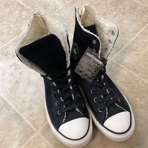 Cozy lined Converse Chuck Taylor